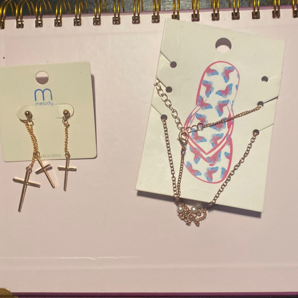 earring and anklet